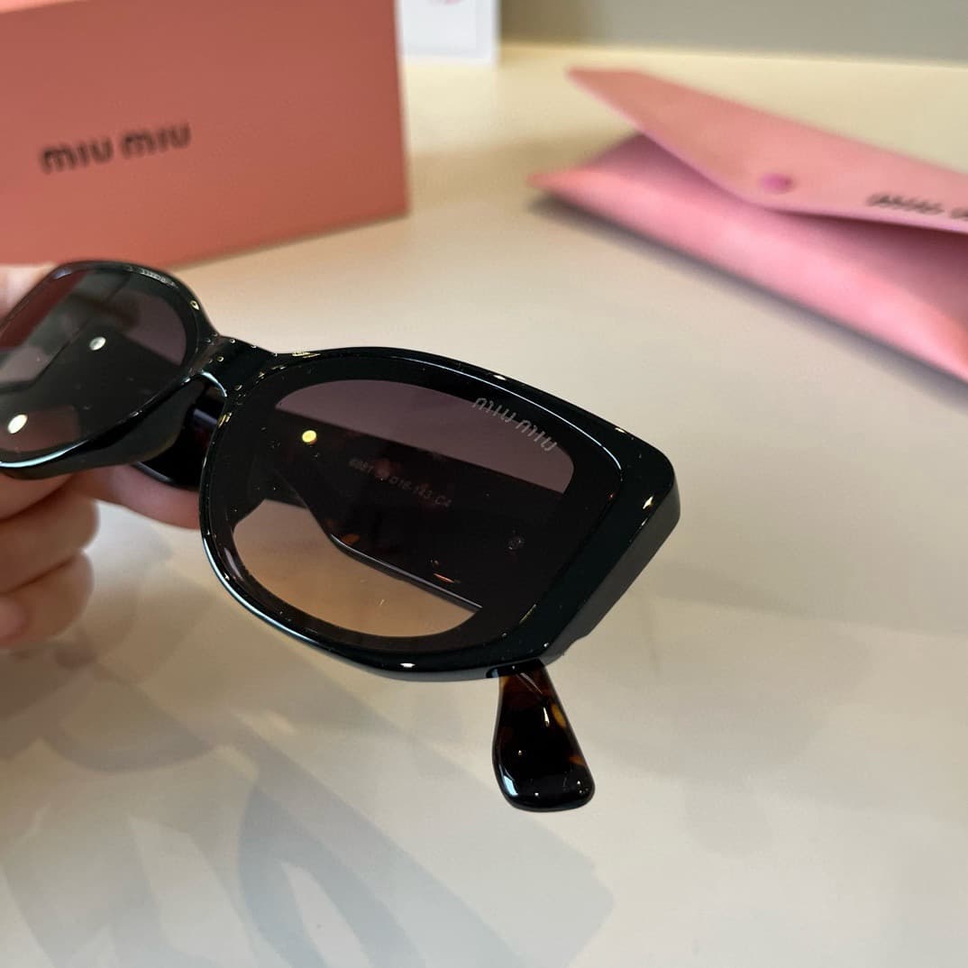 Miumiu Sunglasses