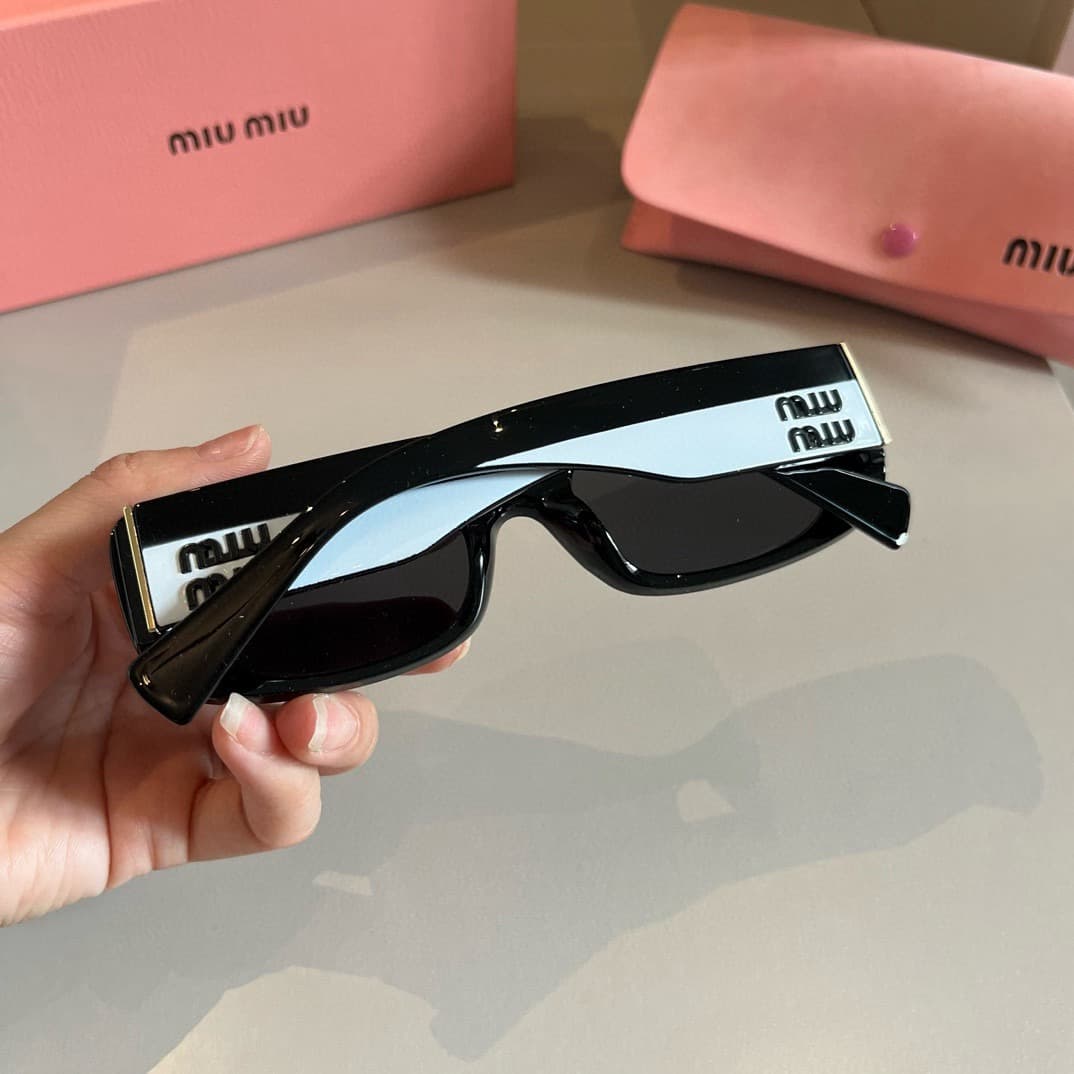 Miumiu Sunglasses