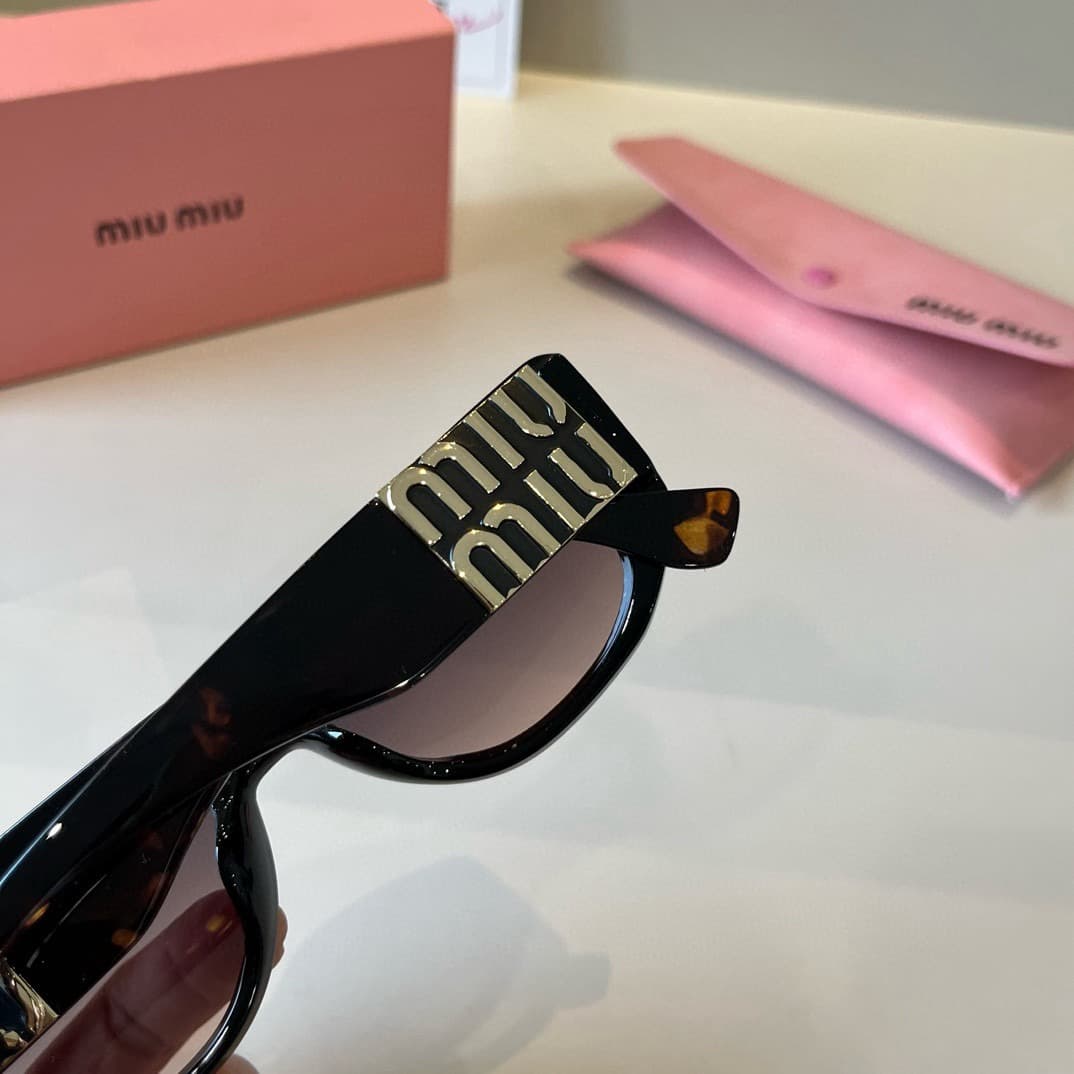 Miumiu Sunglasses