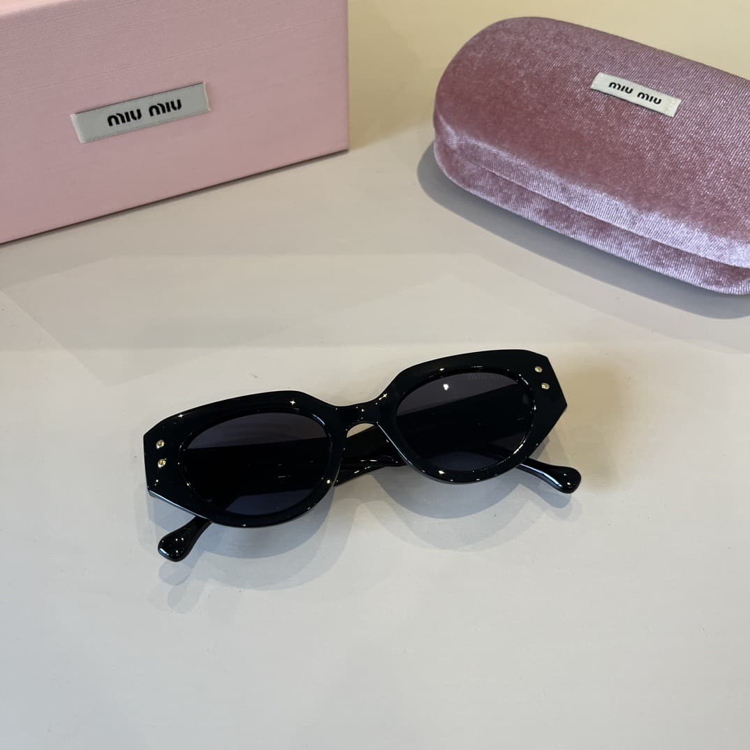 Miumiu Sunglasses