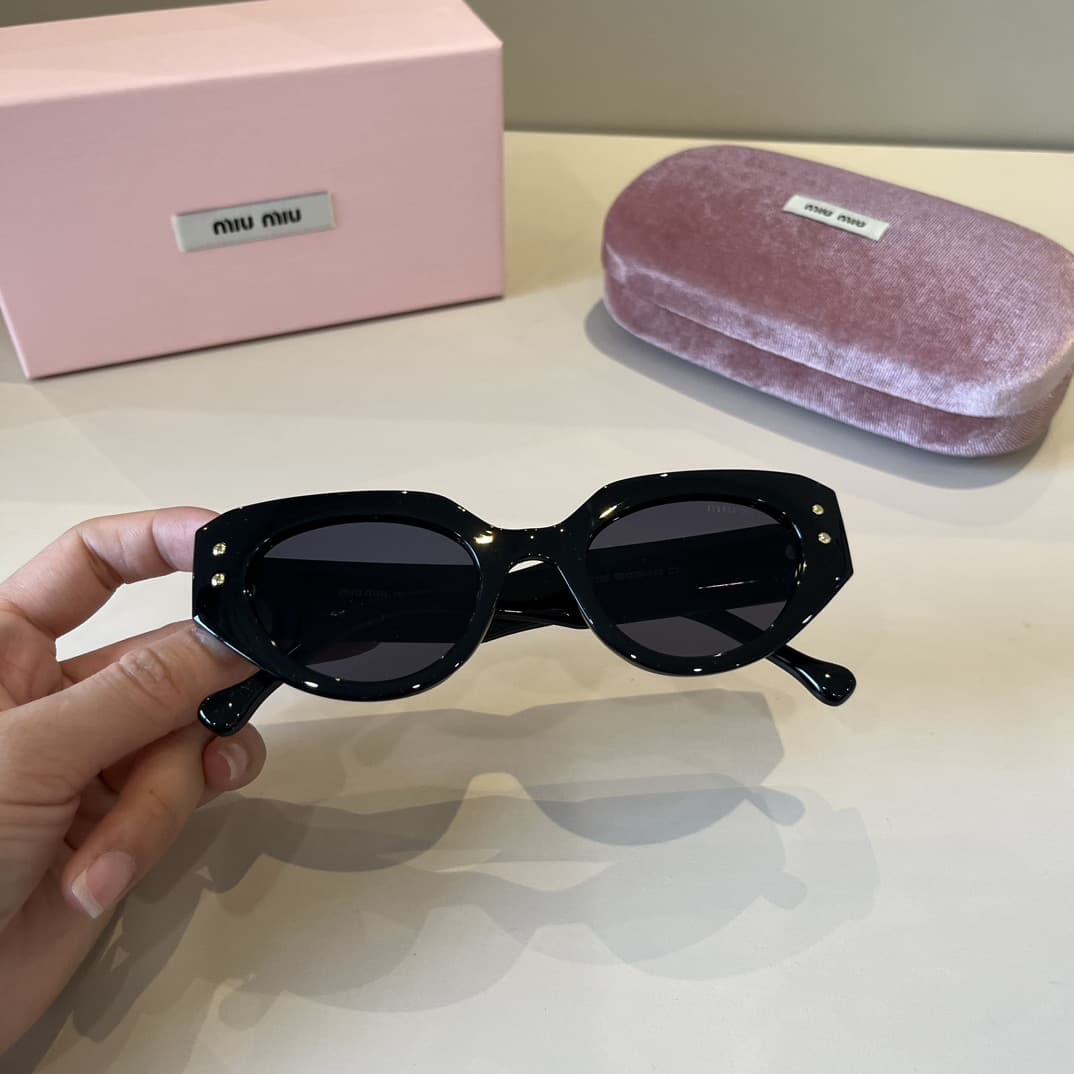 Miumiu Sunglasses