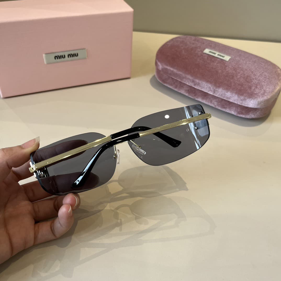 Miumiu Sunglasses