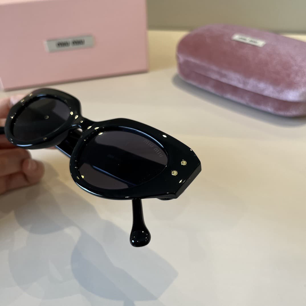 Miumiu Sunglasses