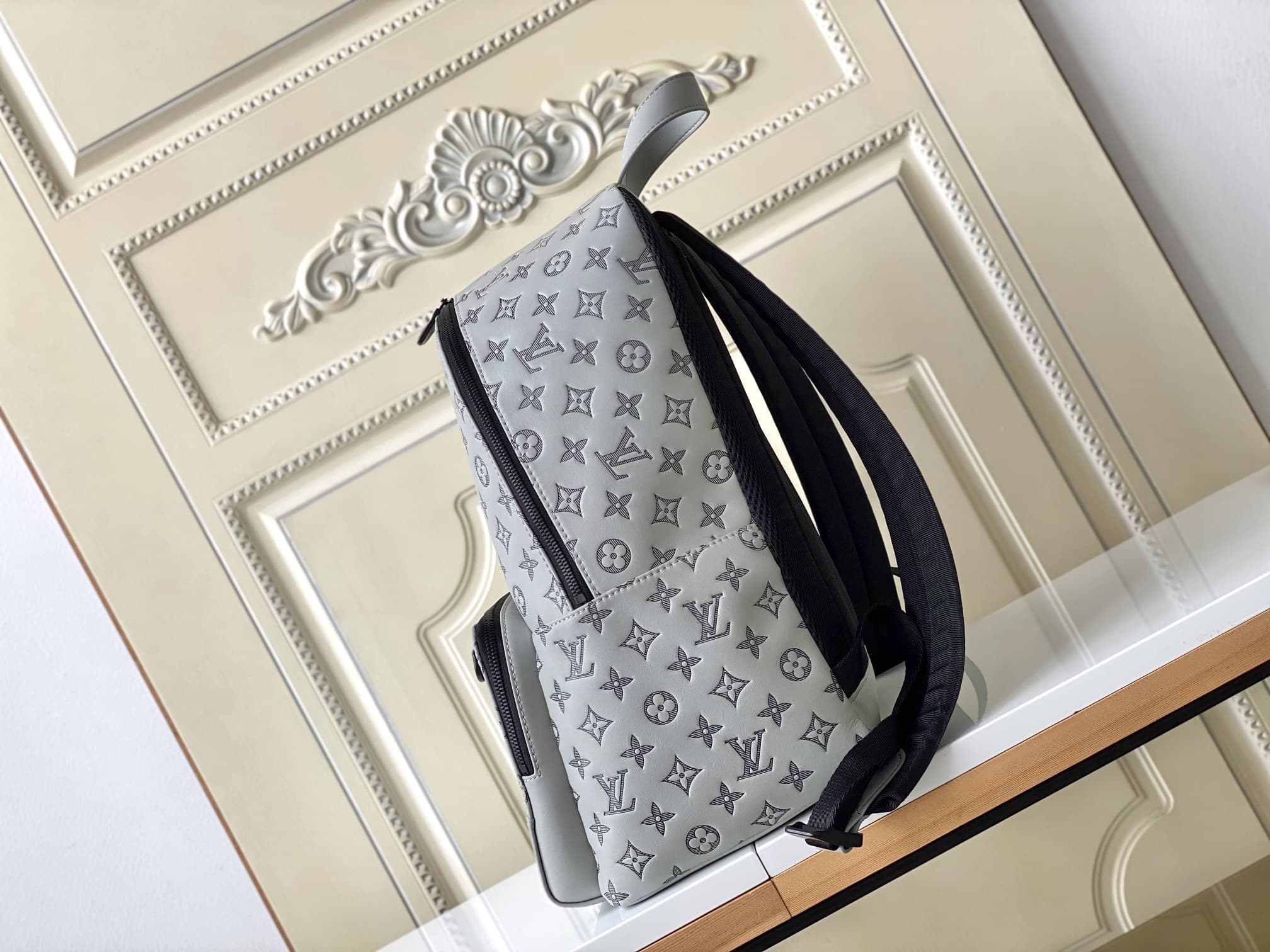 LV Backpack M46105(DM For Price)