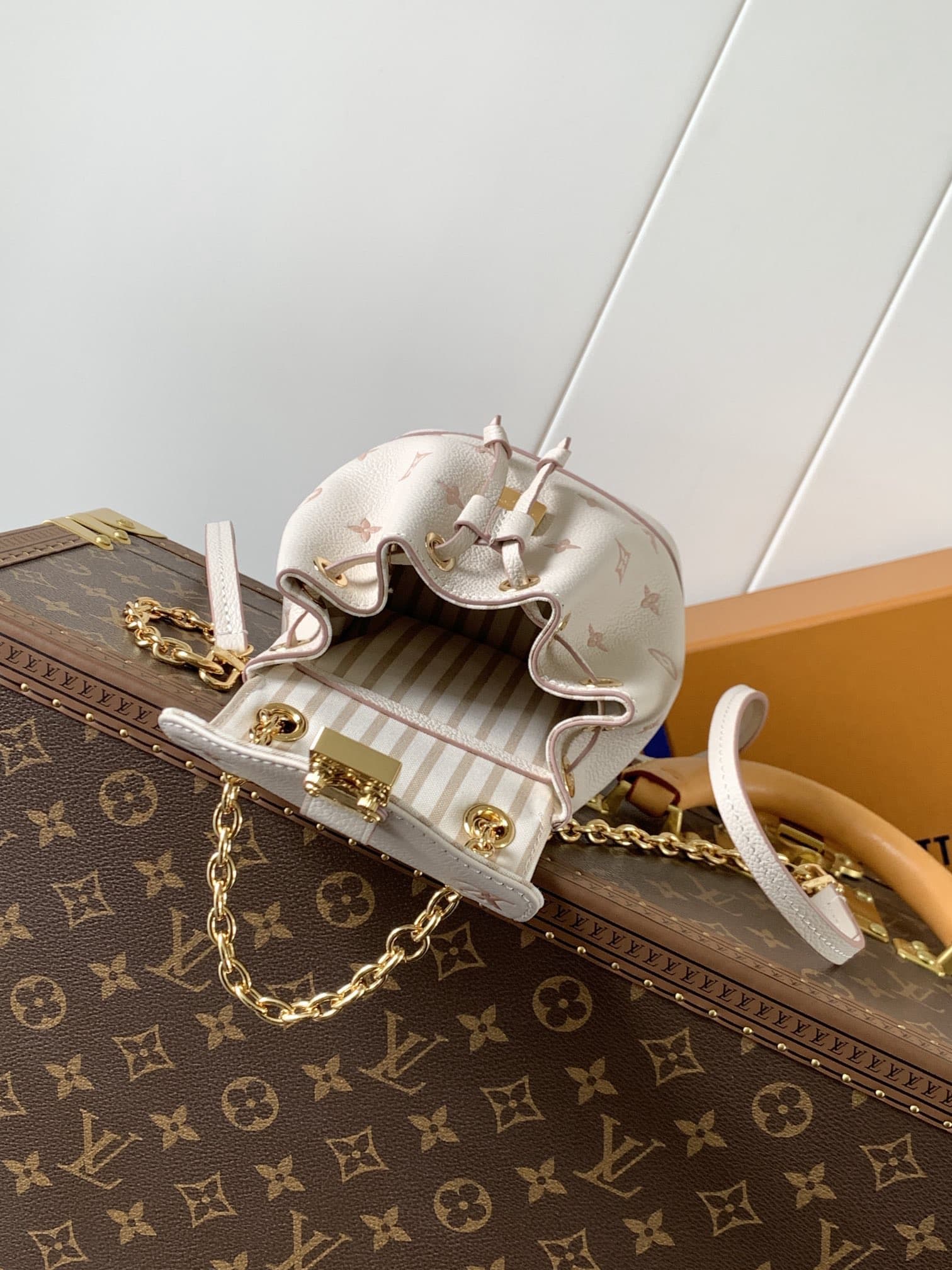 LV Backpack M13656(DM For Price)