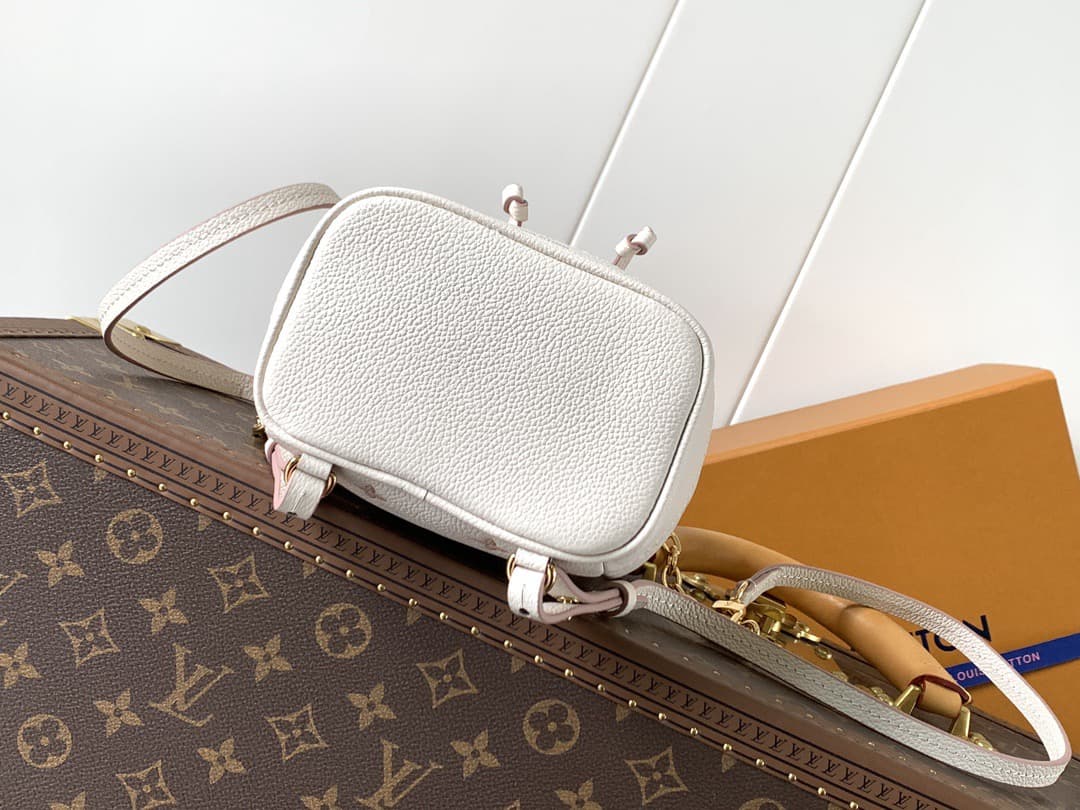 LV Backpack M13656(DM For Price)
