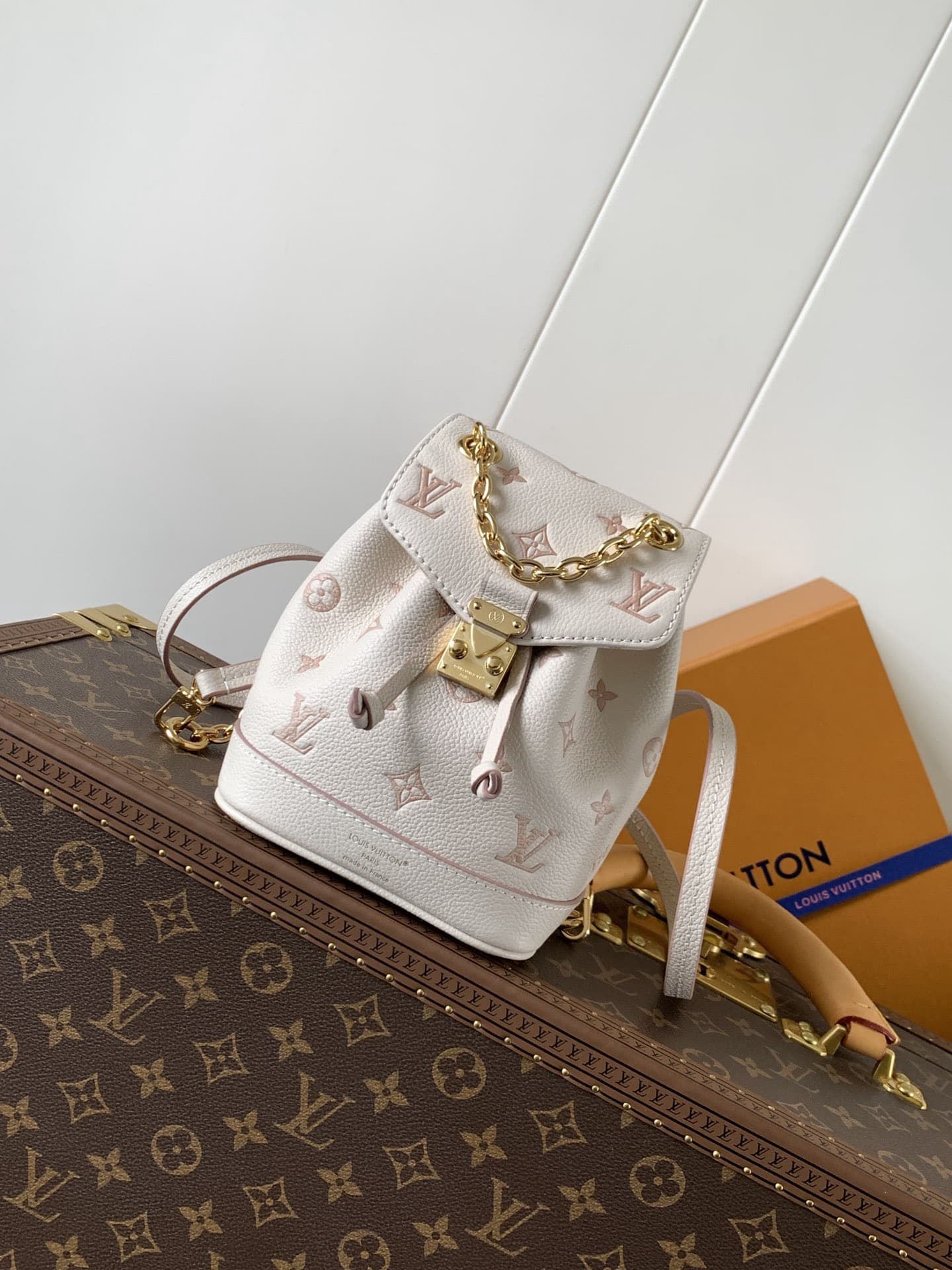 LV Backpack M13656(DM For Price)