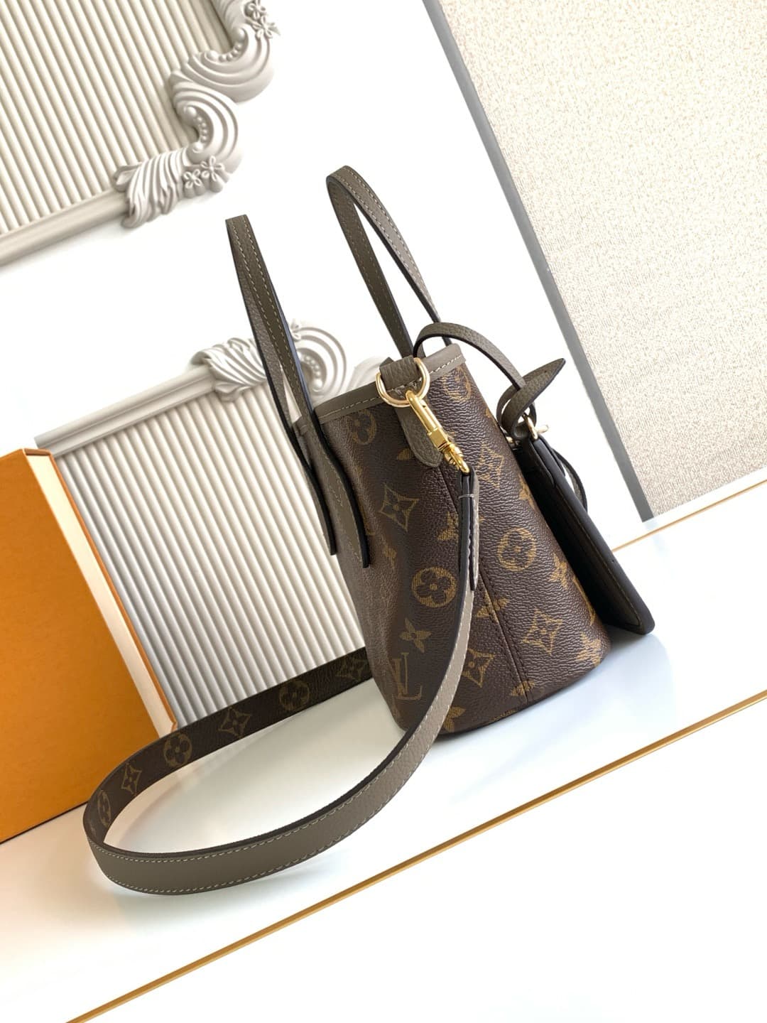 LV Bag Neverfull M12109