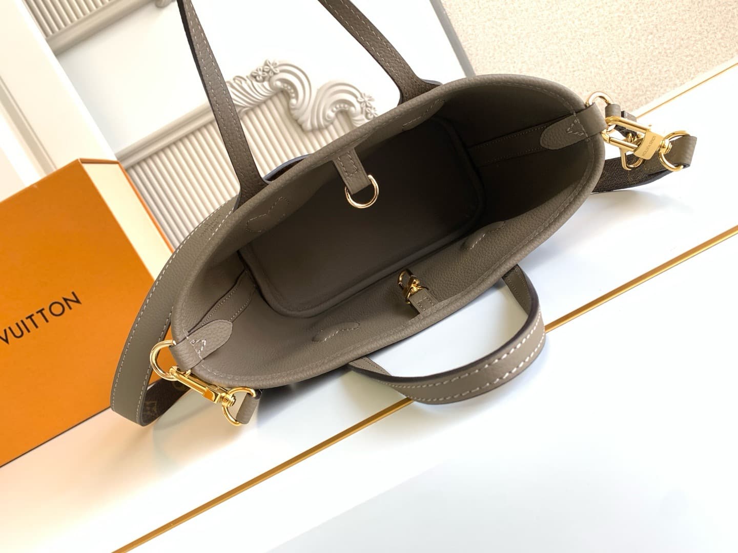 LV Bag Neverfull M12109