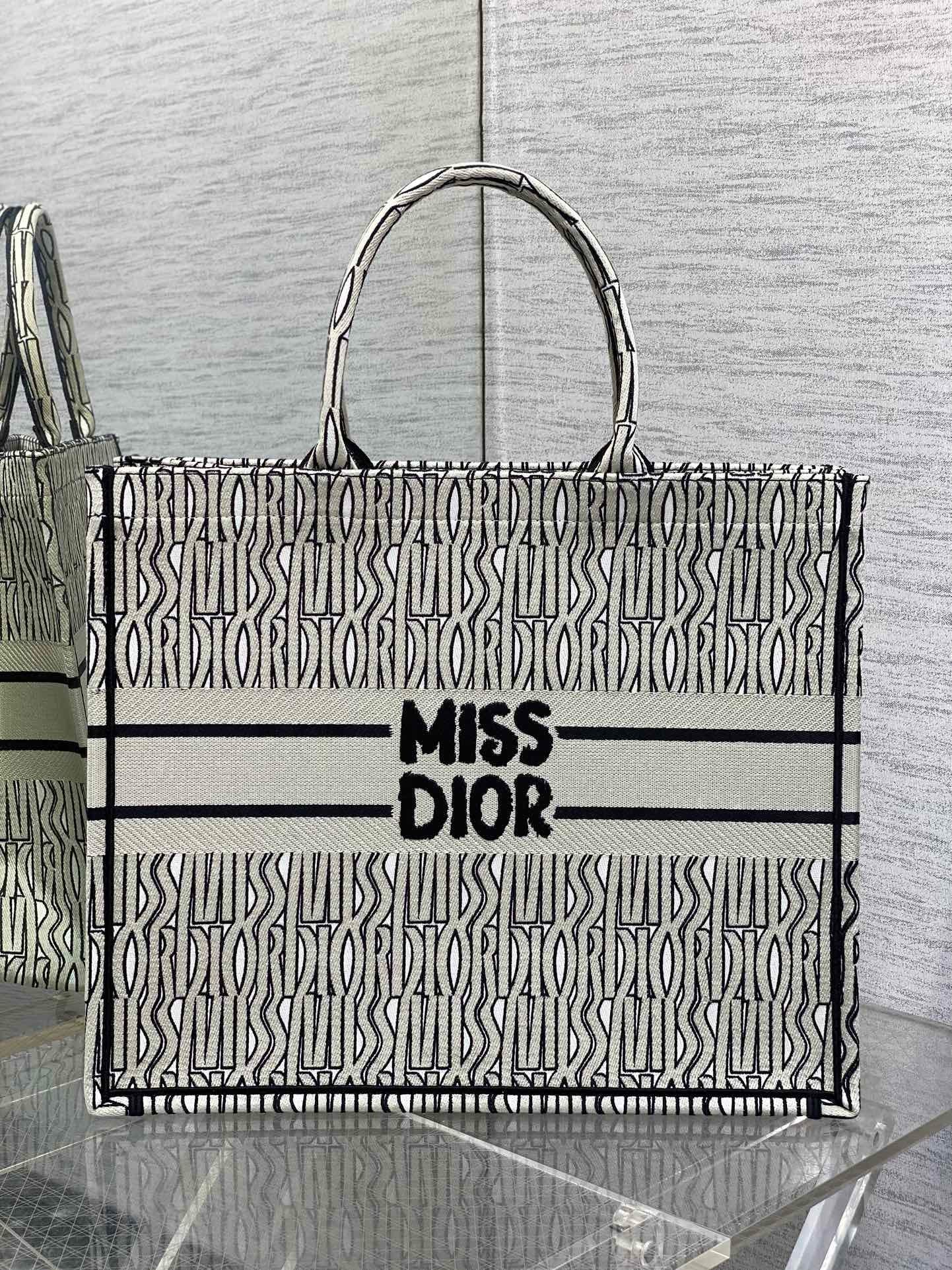 Dior Tote HandBag