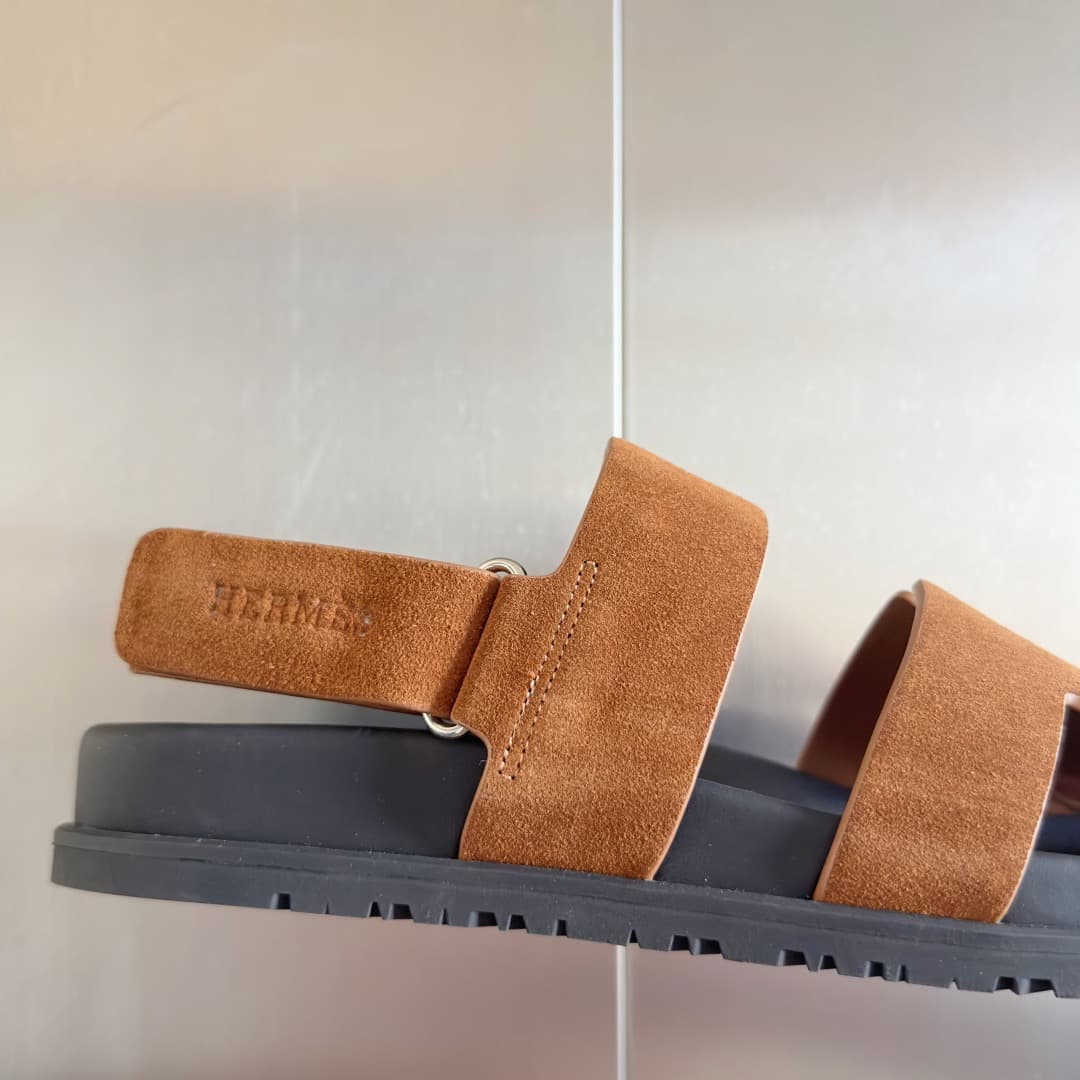 Hsuede Couple Slippers