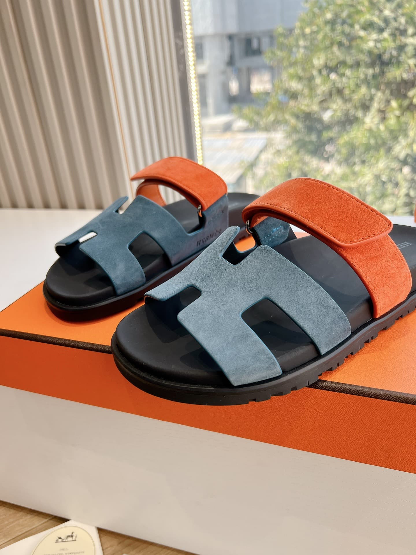 Hsuede Couple Slippers