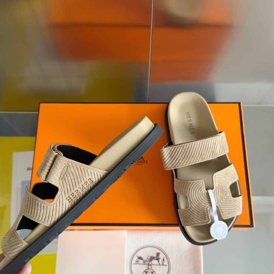 Hsuede Couple Slippers