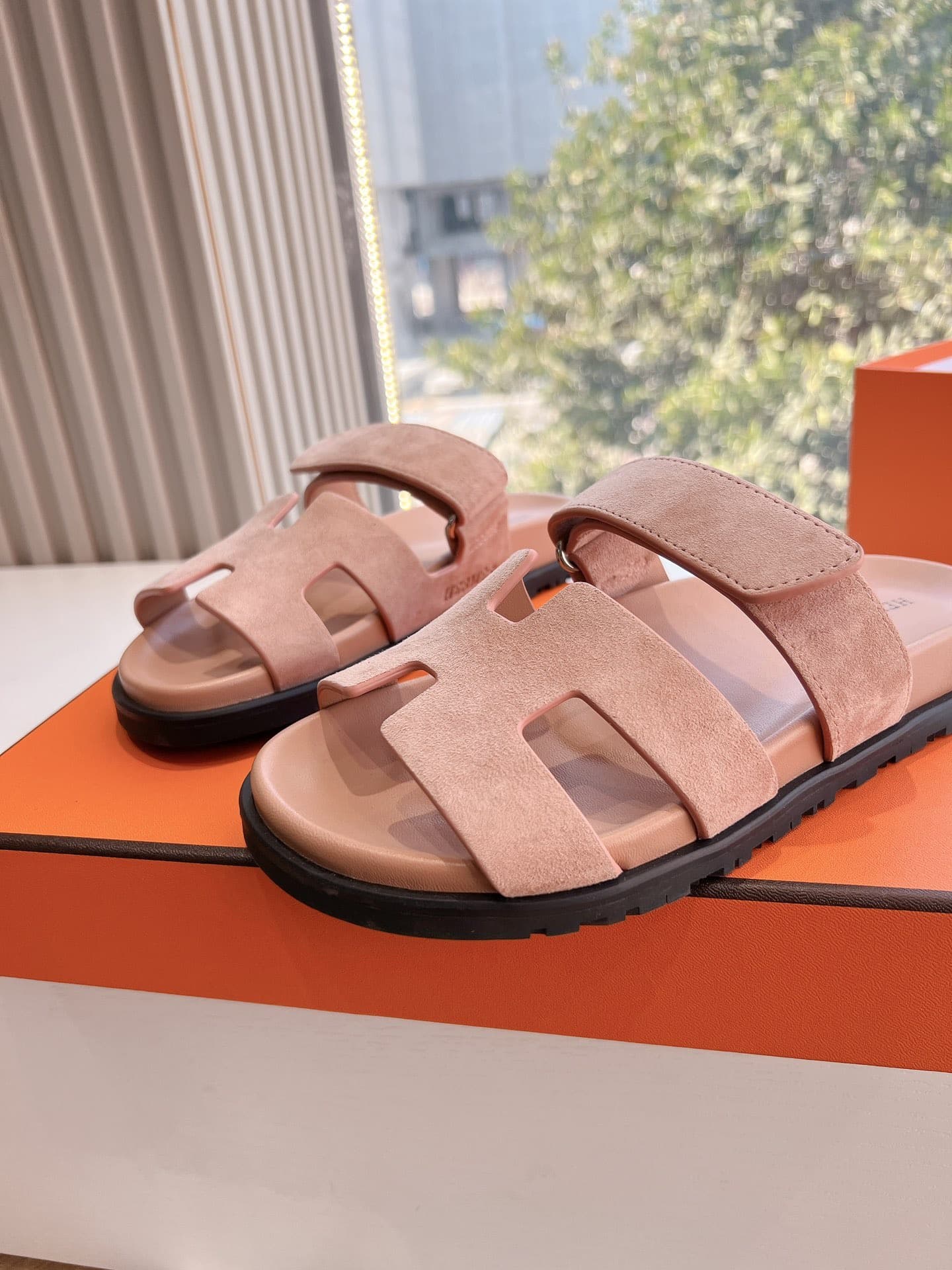 Hsuede Couple Slippers