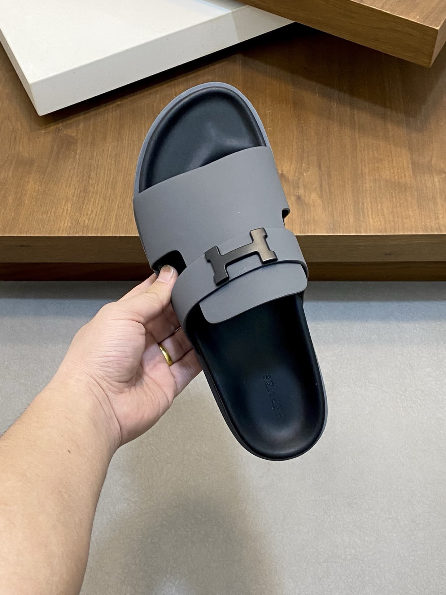 Hleather Couple Slippers