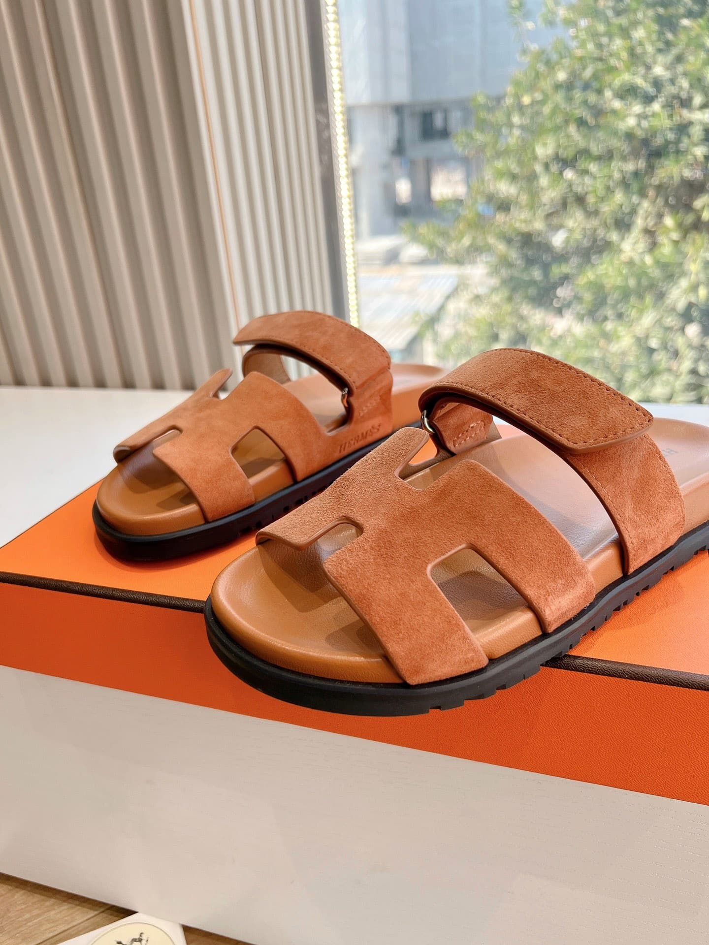 Hsuede Couple Slippers