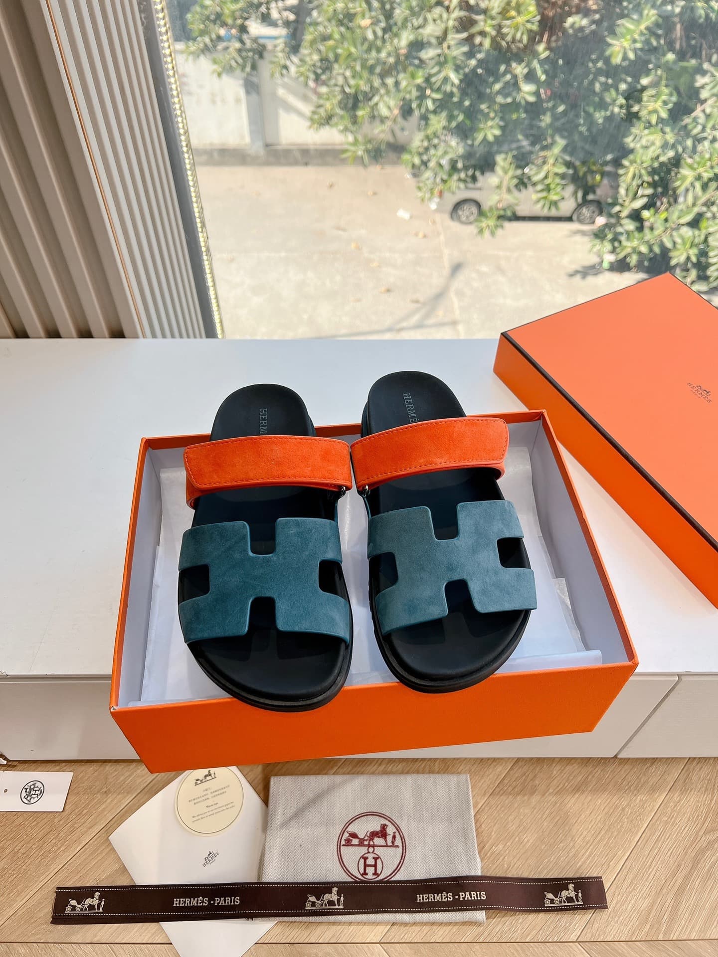 Hsuede Couple Slippers