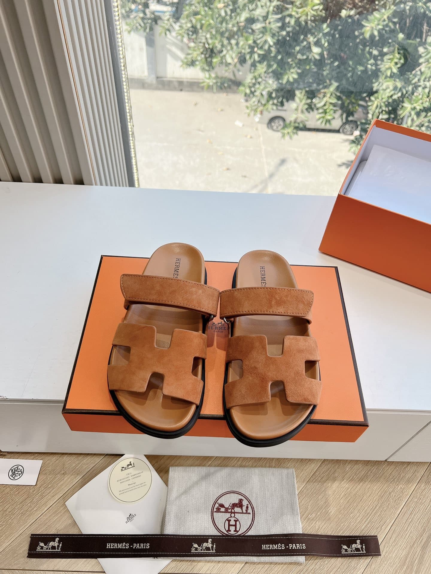 Hsuede Couple Slippers