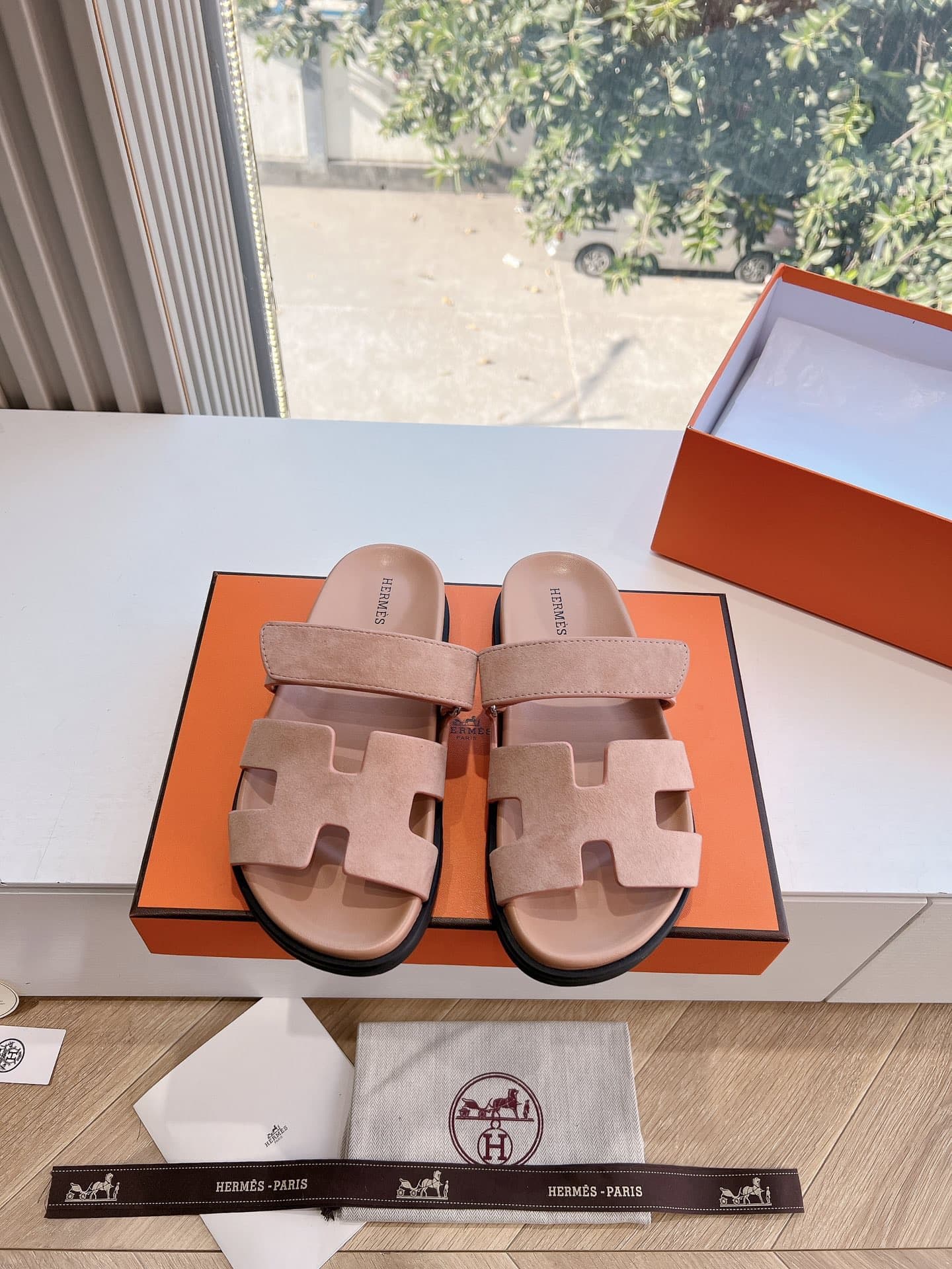 Hsuede Couple Slippers