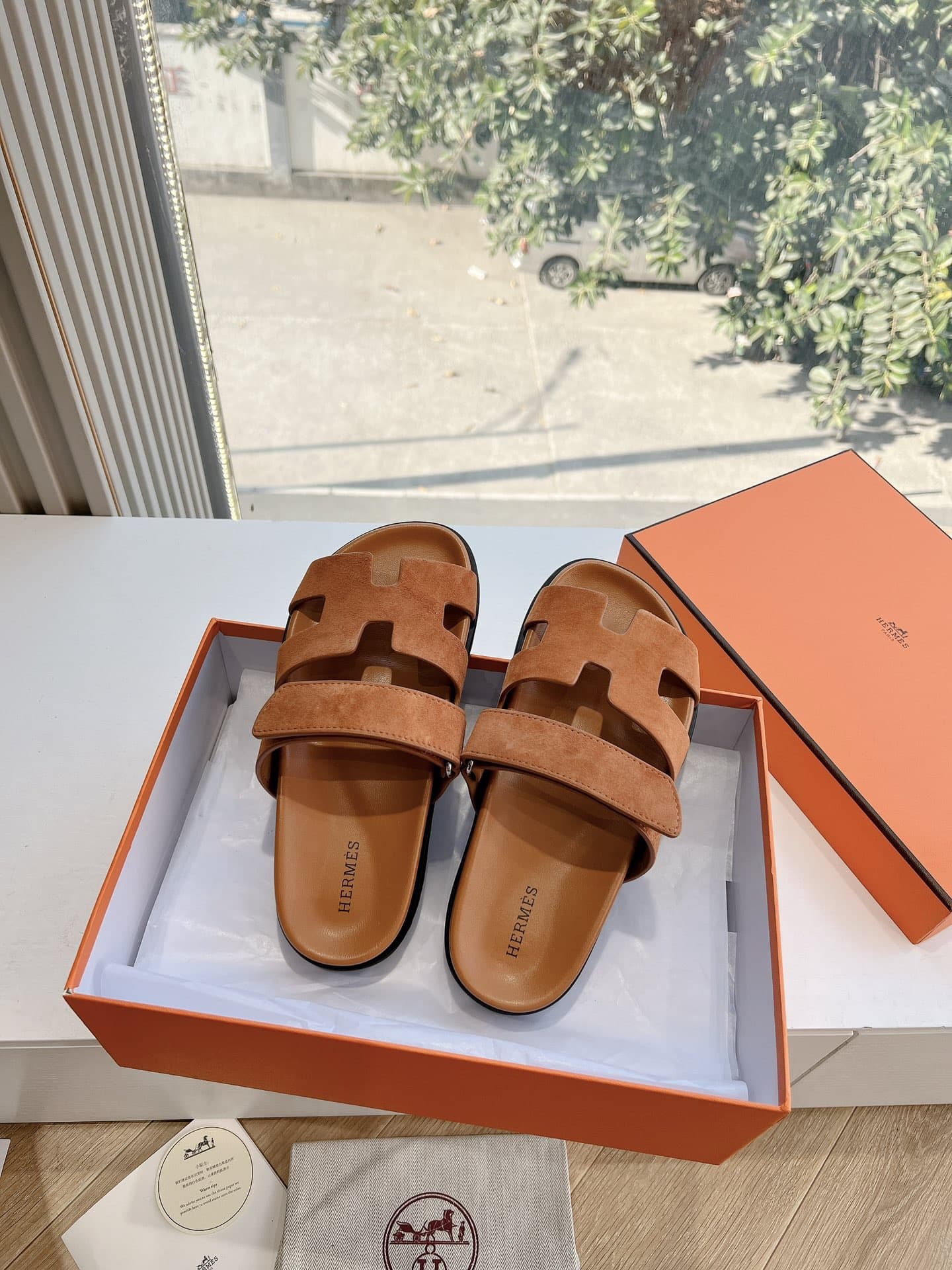 Hsuede Couple Slippers