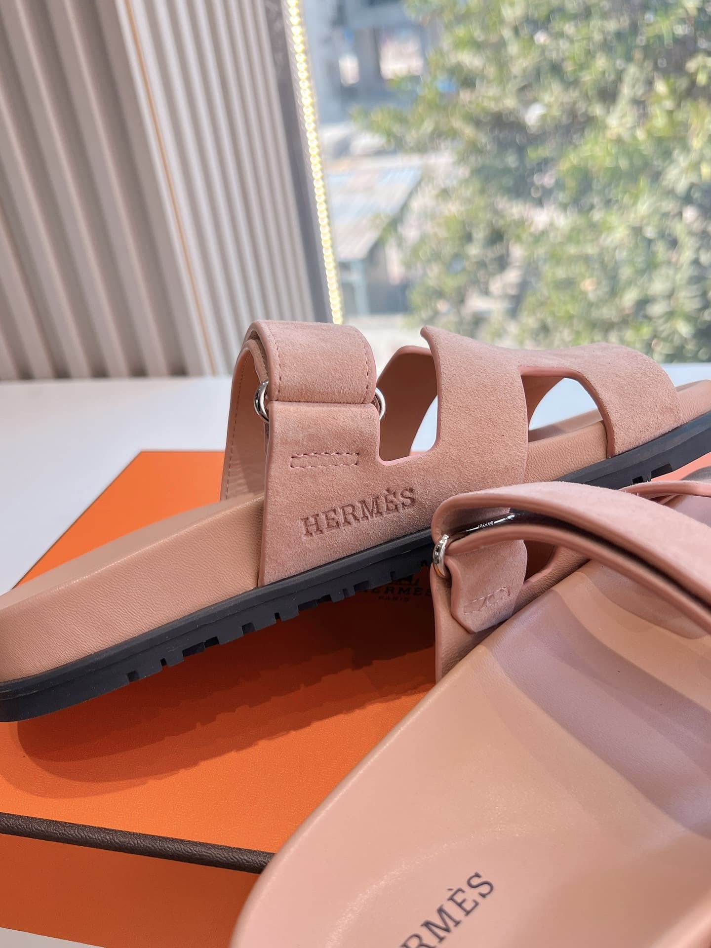 Hsuede Couple Slippers