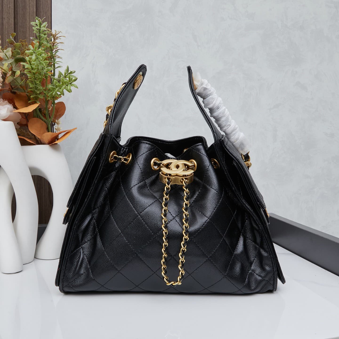 Chanel 25 Bag M9668