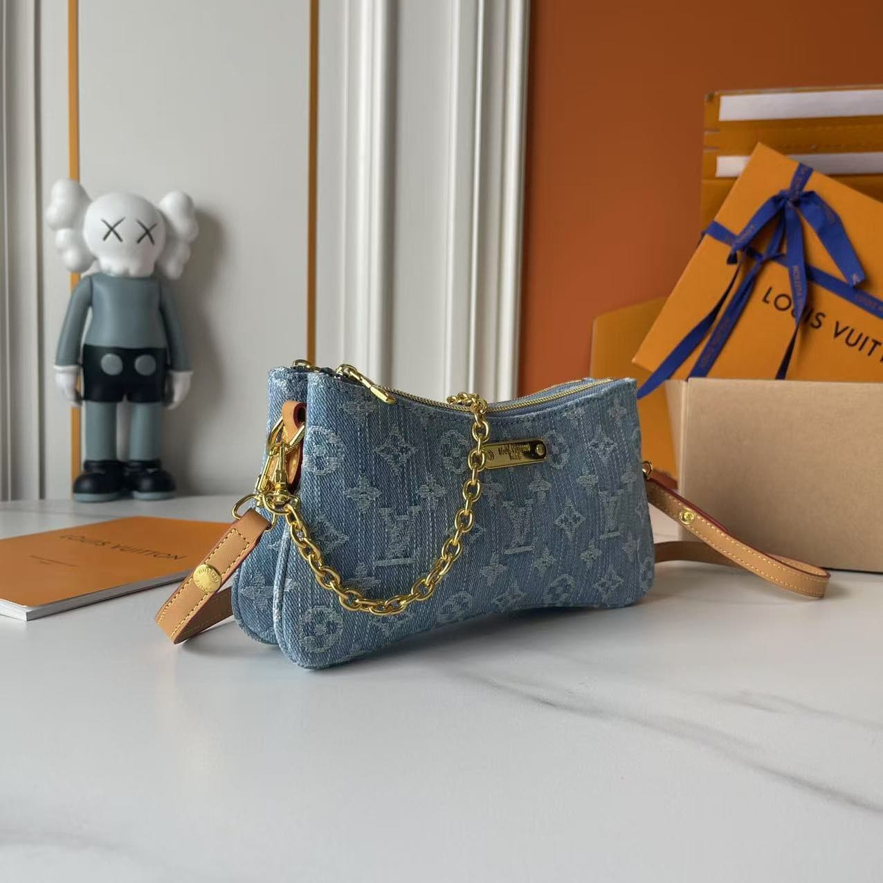 LV Bag M83008