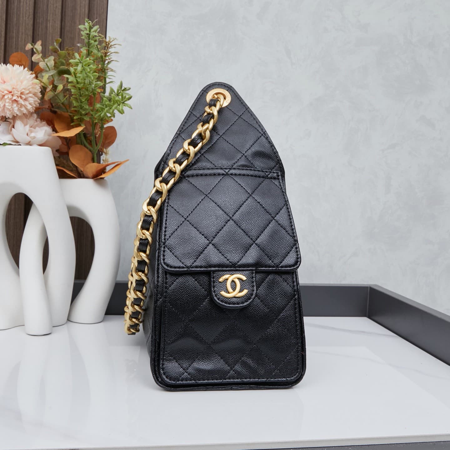 Chanel 25 Bag M9668