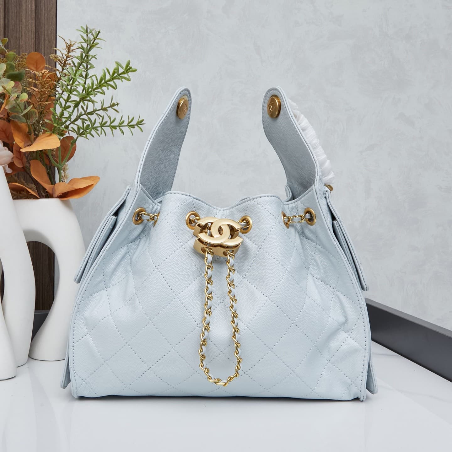 Chanel 25 Bag M9668