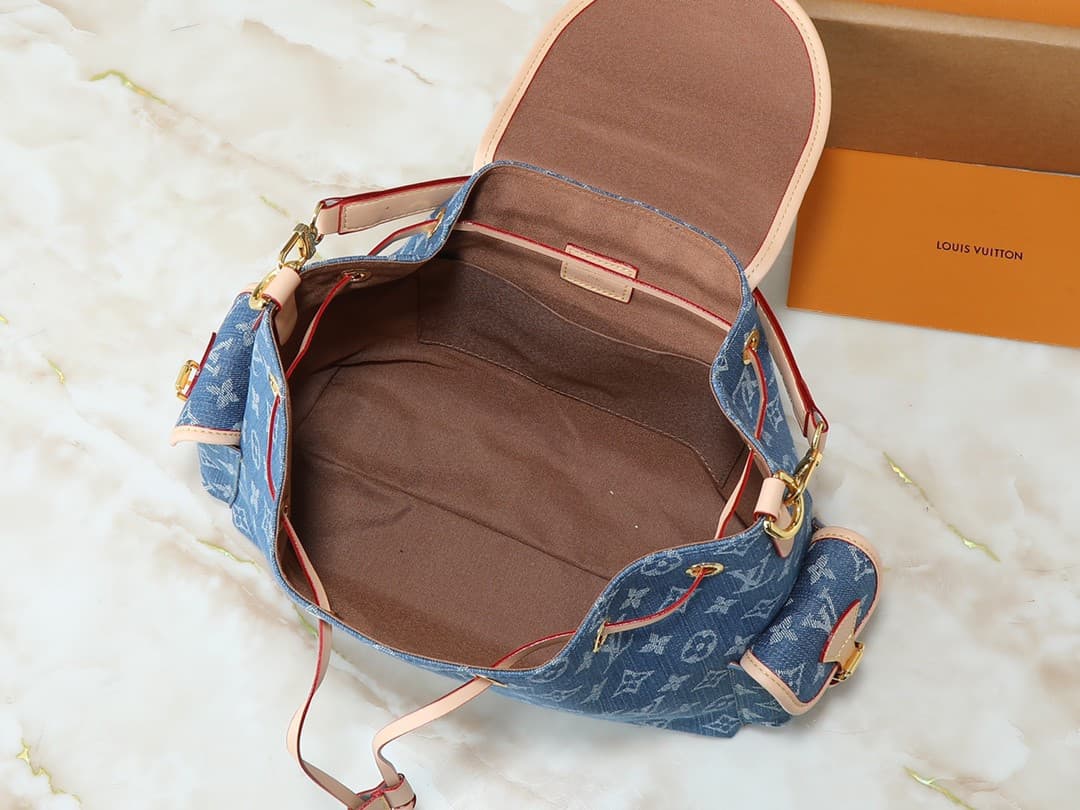 LV Bag M25085