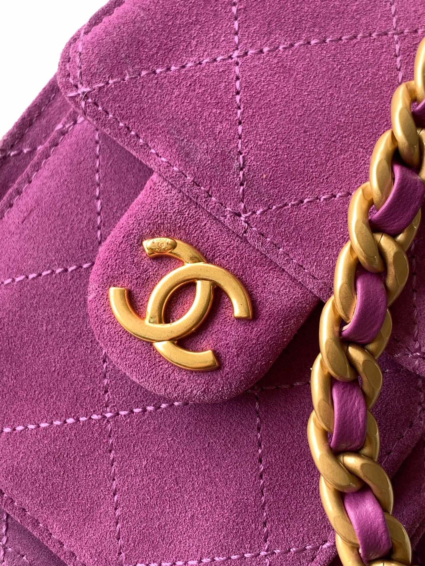 Chanel 25 Bag AS5631