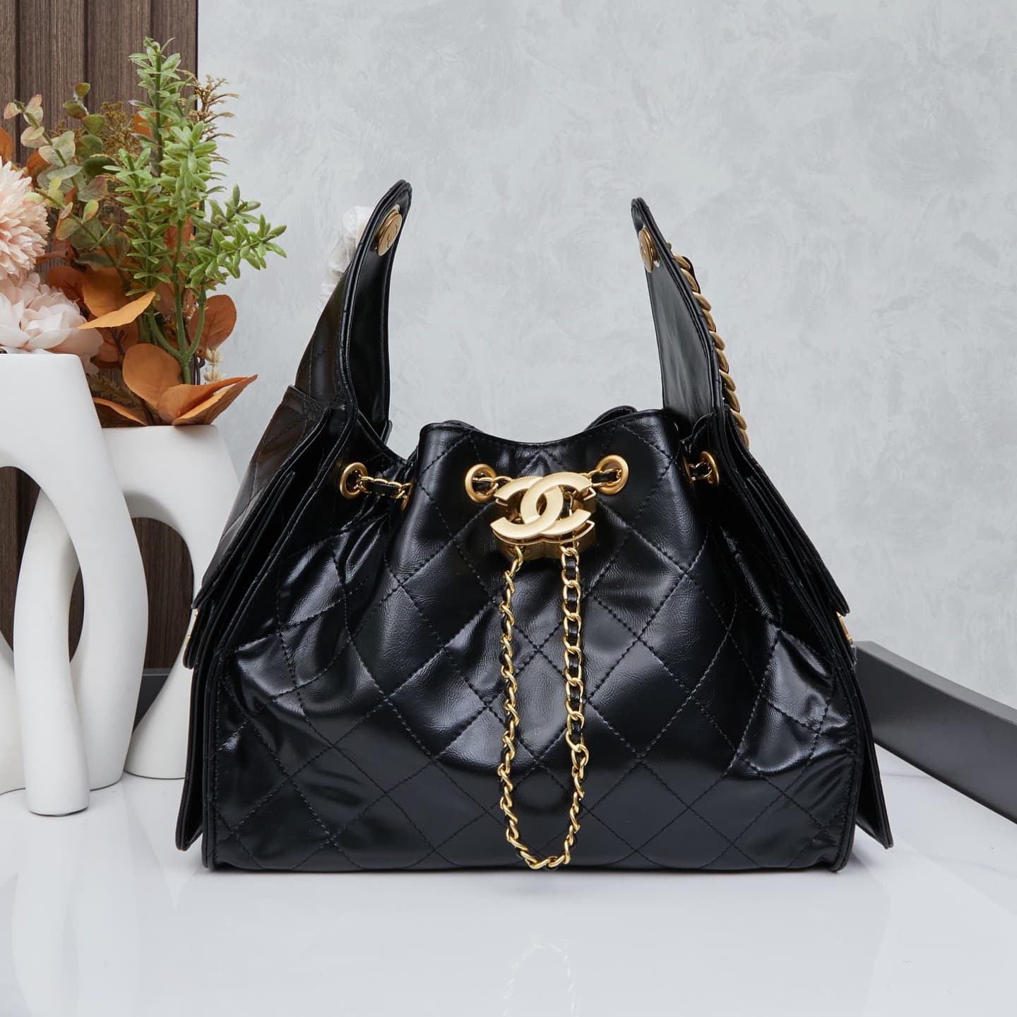 Chanel 25 Bag M9668