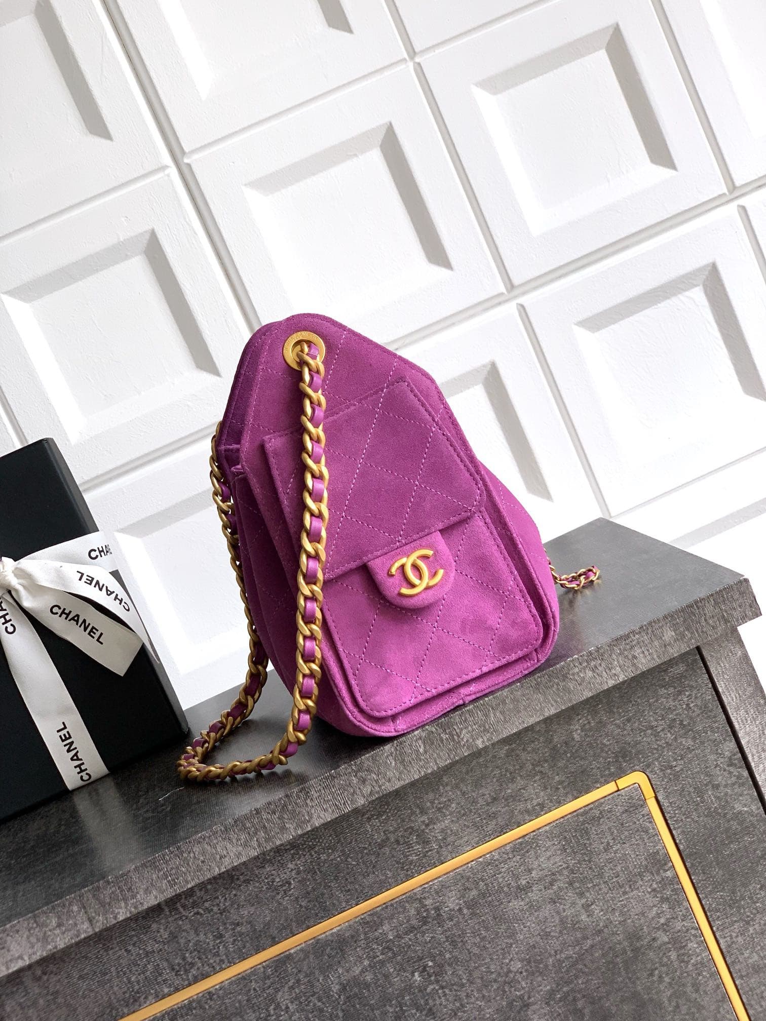 Chanel 25 Bag AS5631