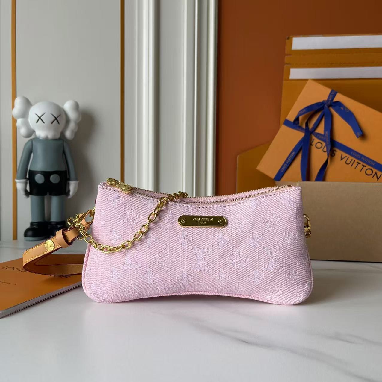 LV Bag M83008
