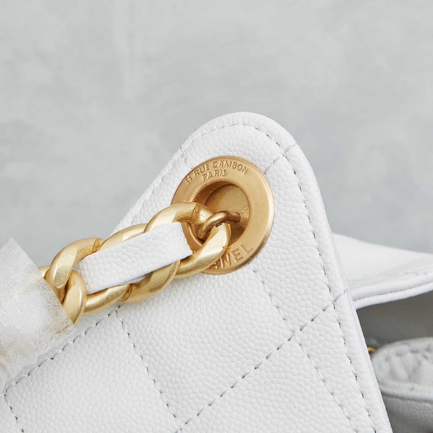 Chanel 25 Bag M9668