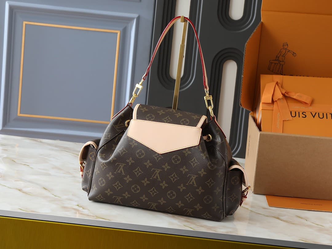 LV Bag M25085
