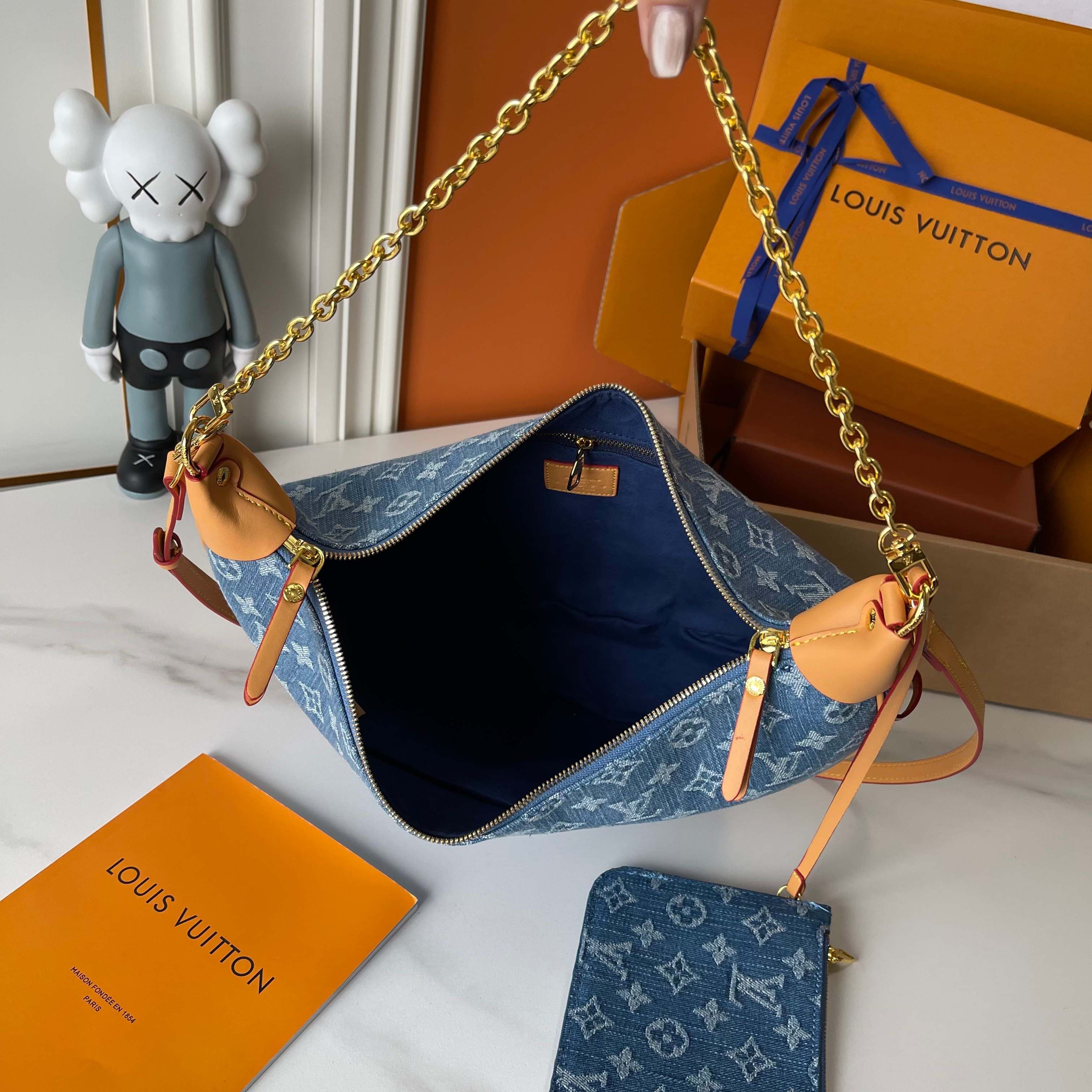 LV Bag M46311