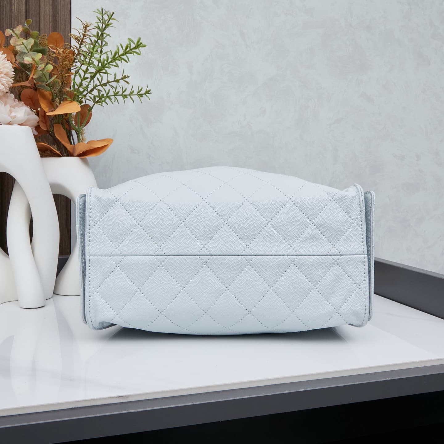 Chanel 25 Bag M9668
