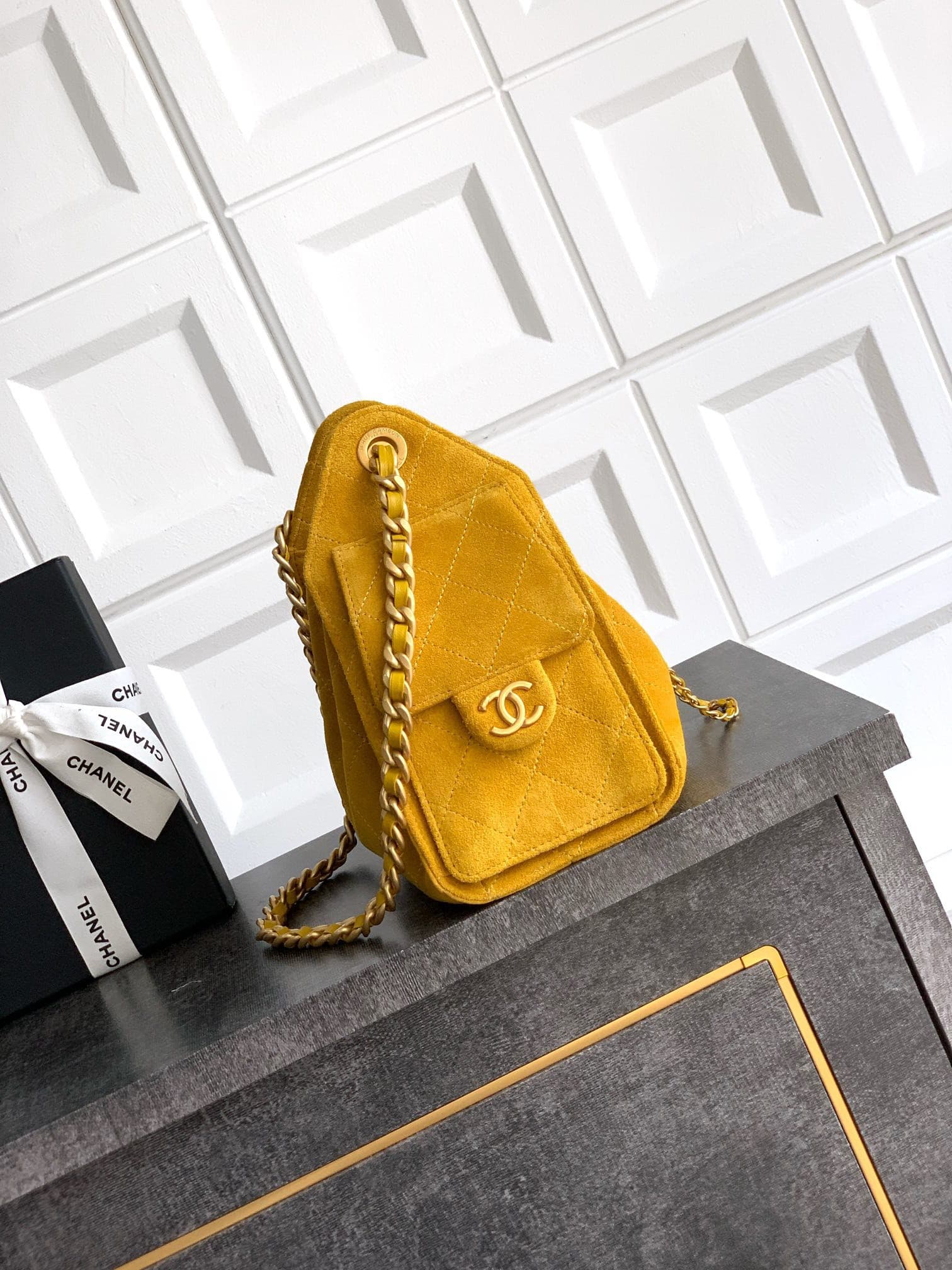 Chanel 25 Bag AS5631