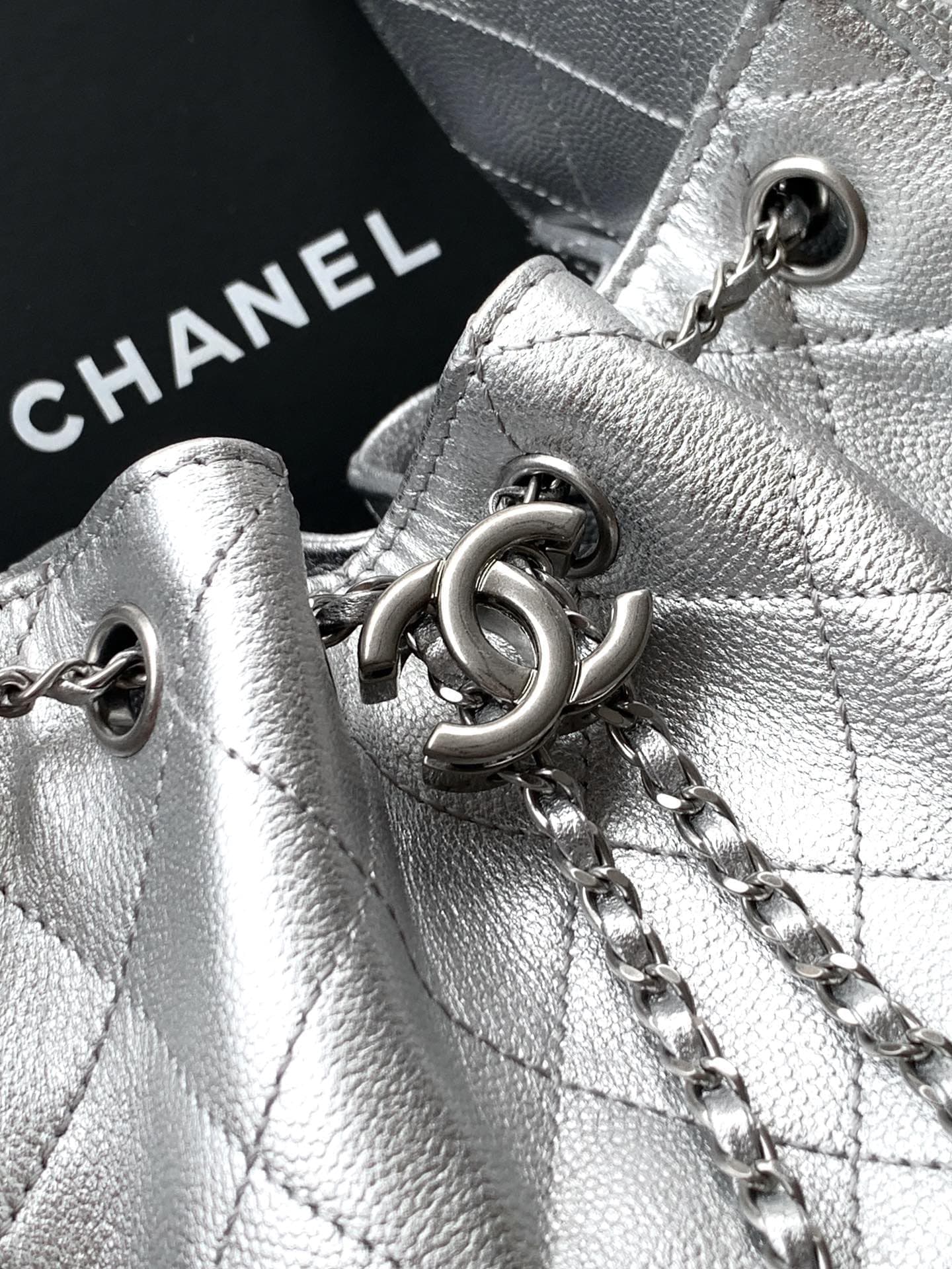 Chanel 25 Bag AS5631