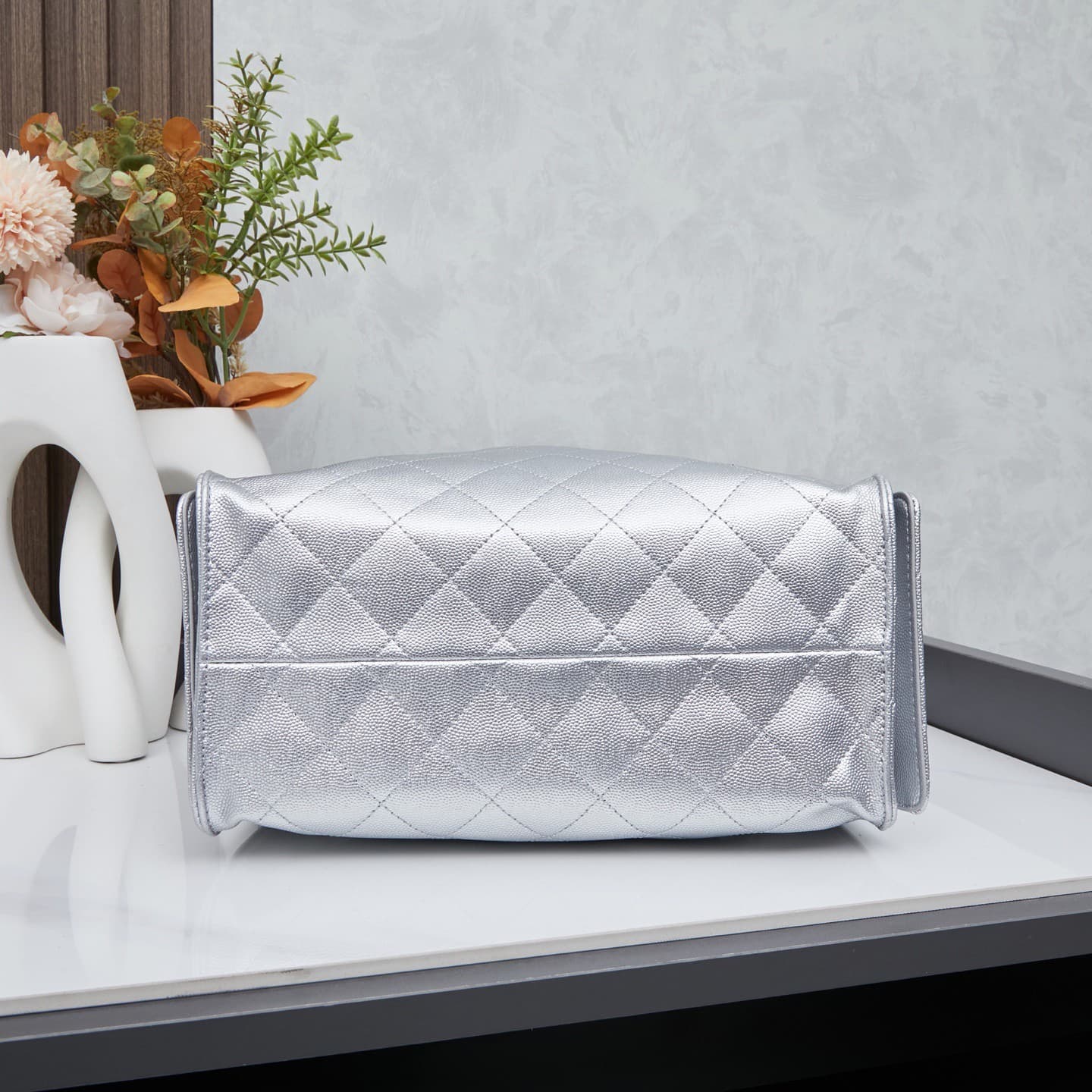 Chanel 25 Bag M9668