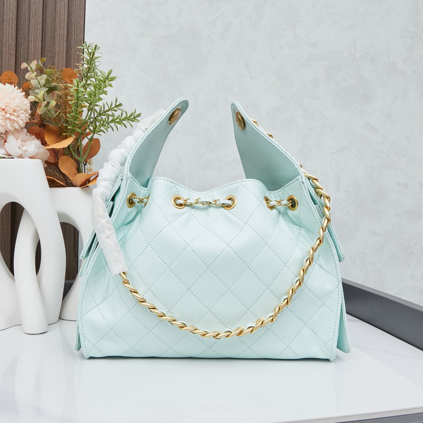 Chanel 25 Bag M9668