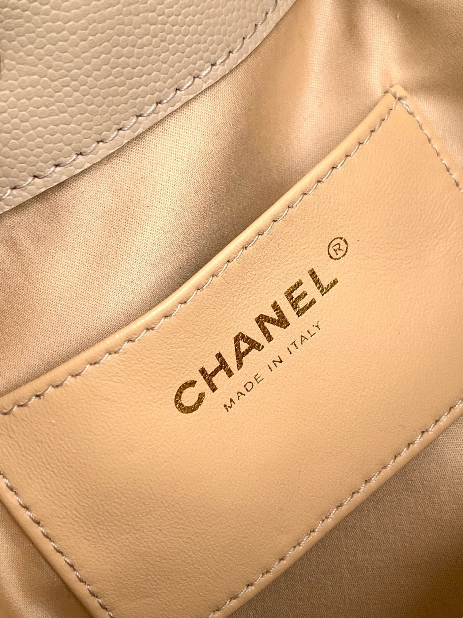 Chanel 25 Bag AS5631