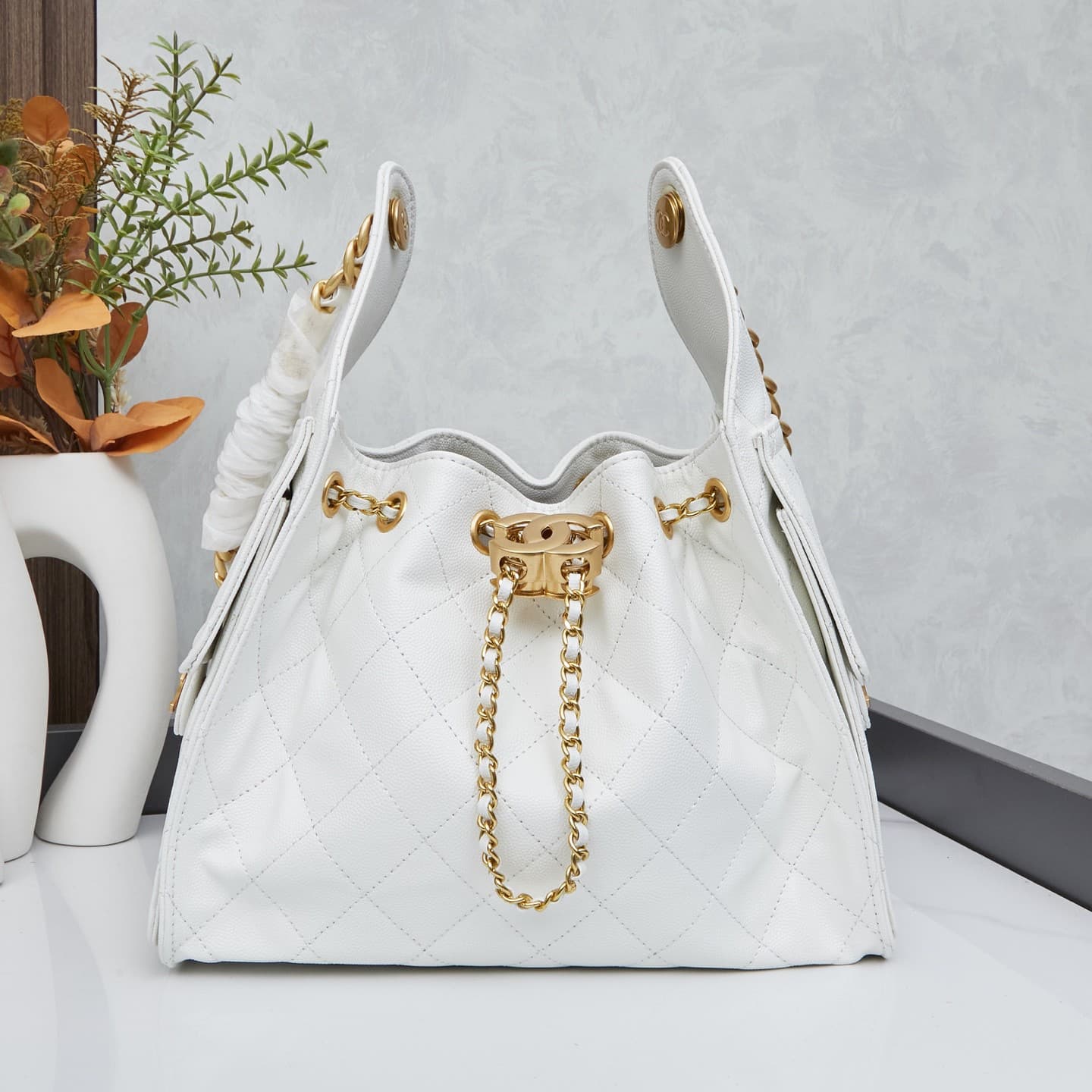 Chanel 25 Bag M9668