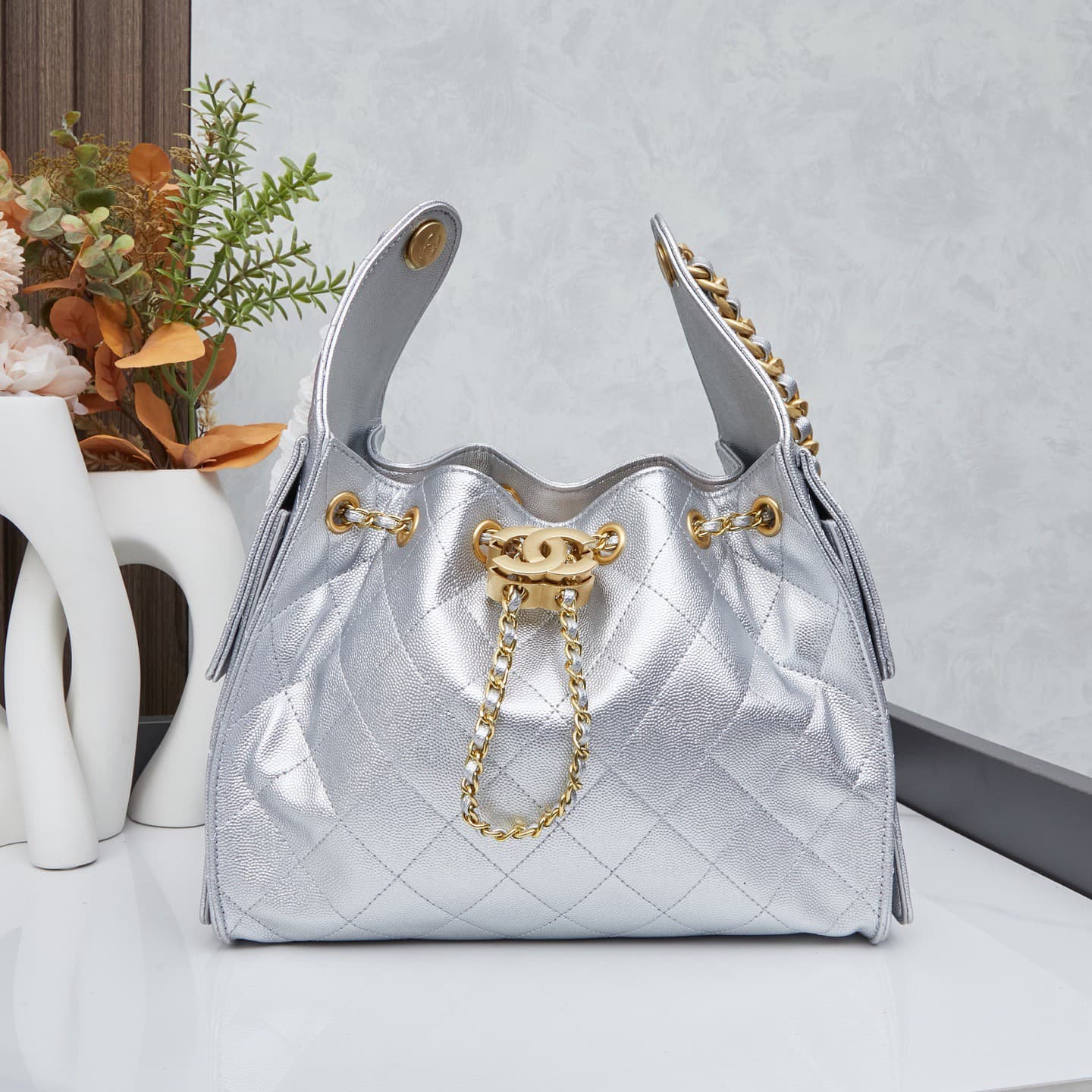 Chanel 25 Bag M9668