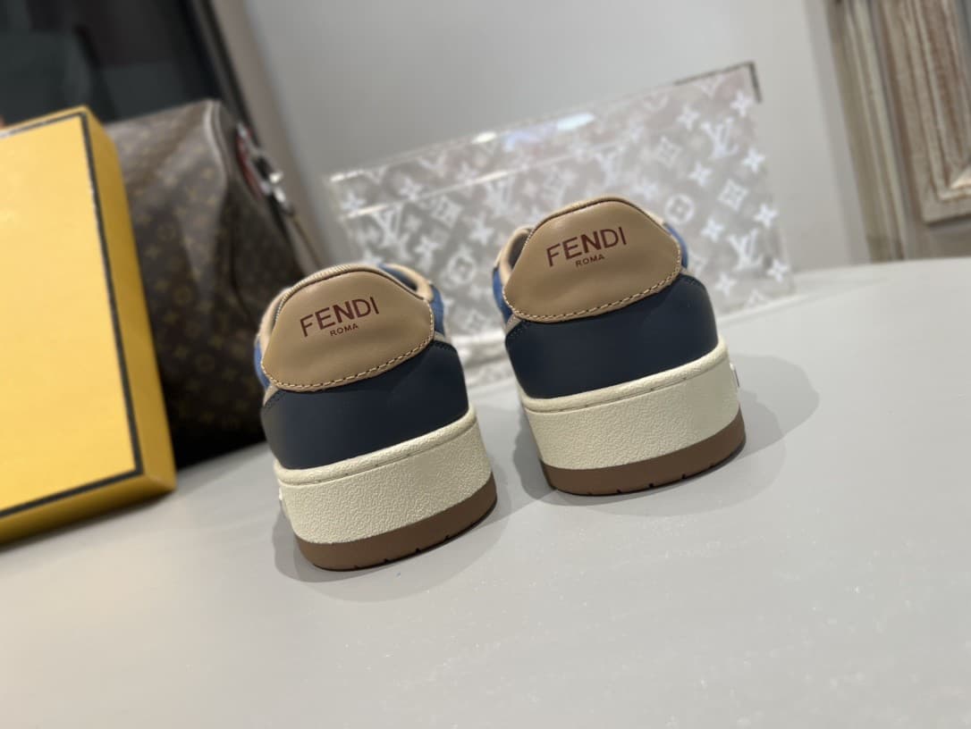Fendi Couple Shoes