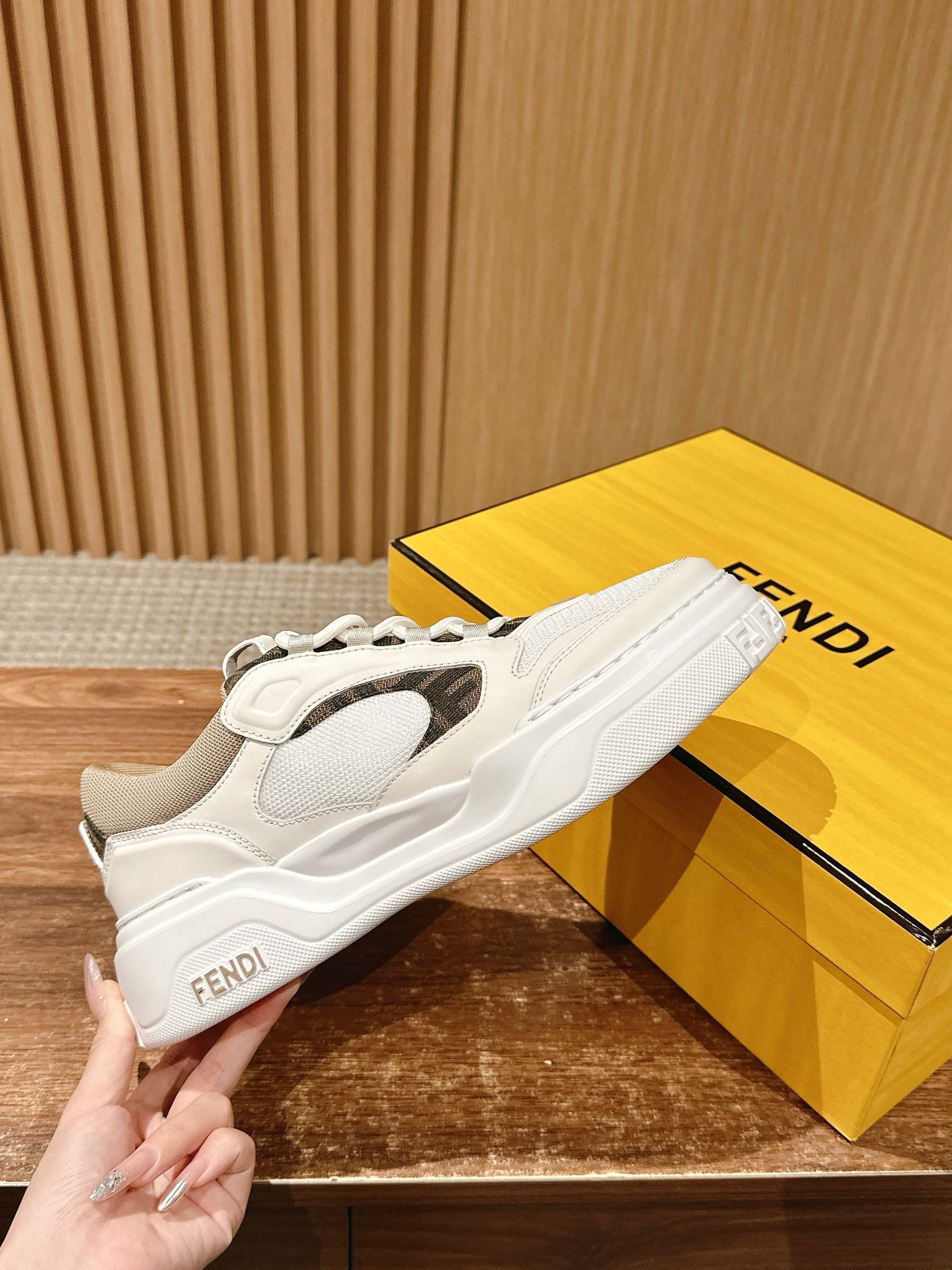 Fendi Man Shoes