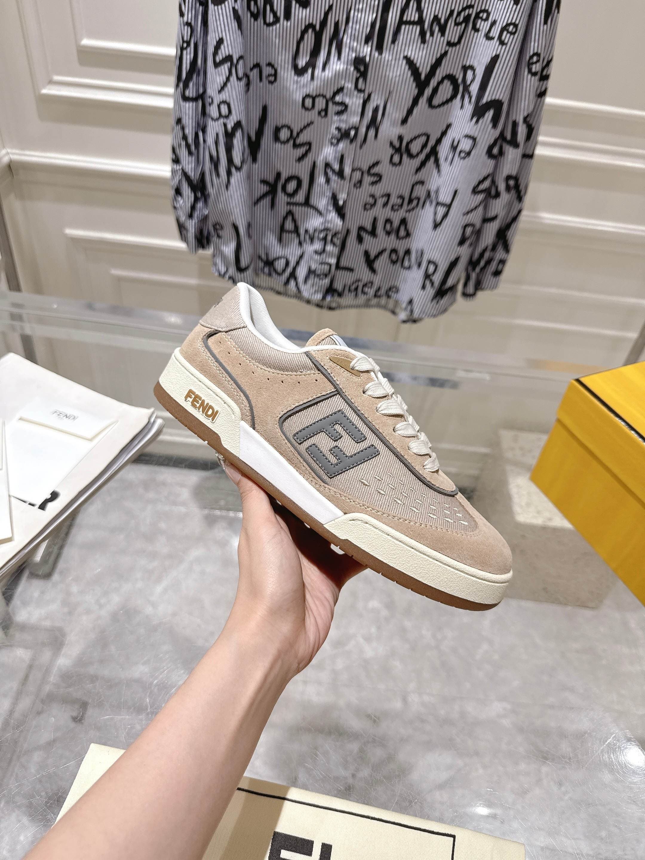 Fendi Woman Shoes