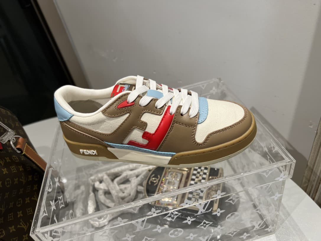 Fendi Couple Shoes