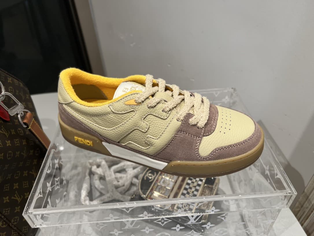 Fendi Couple Shoes